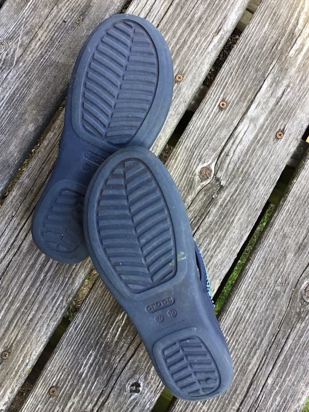 CROCS Monterey Embellished  Wedge Flip Flop NAVY Size 10 Boho Comfortable